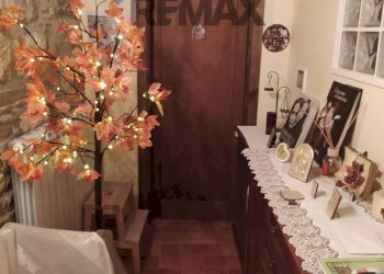 Hall / corridoio - Casa semi indipendente Località Compito
 
6, Chiusi della Verna - foto 15
