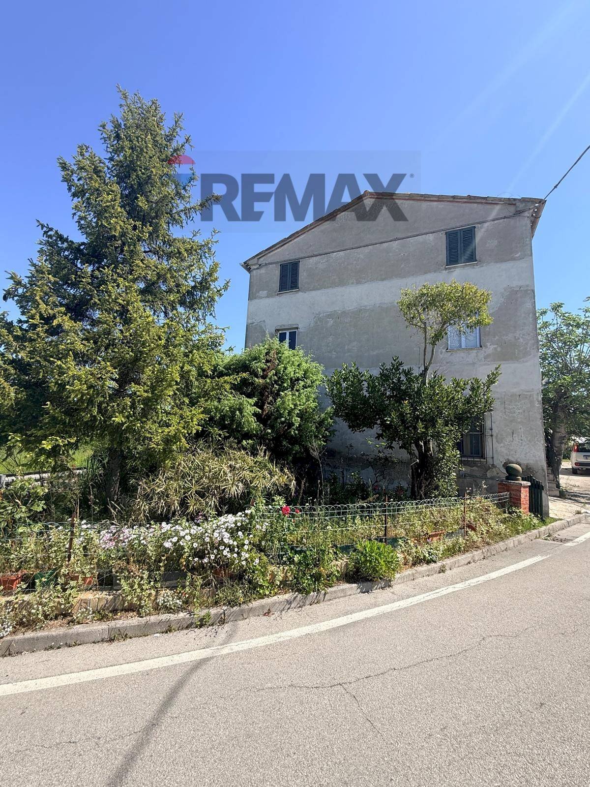 Casa all\'aperto - Semi-detached house contrada coste
 
18, Staffolo - photo 1
