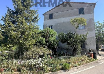 Casa all\'aperto - Semi-detached house contrada coste
 
18, Staffolo - photo 1