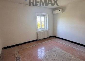 Stanza vuota - Semi-detached house contrada coste
 
18, Staffolo - photo 8