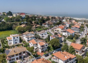 Edificio all\'aperto - Apartment via dei pini
 
34, Montemarciano - photo 1