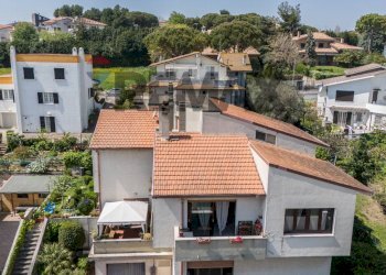 Casa all\'aperto - Apartment via dei pini
 
34, Montemarciano - photo 4