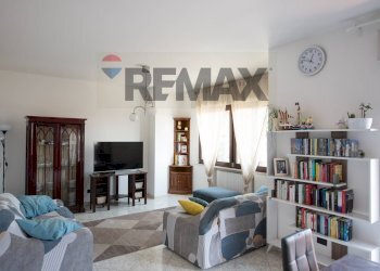 Soggiorno - Apartment via dei pini
 
34, Montemarciano - photo 26