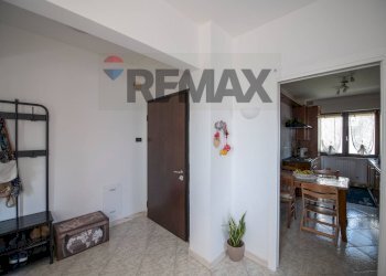 Sala da pranzo - Apartment via dei pini
 
34, Montemarciano - photo 38