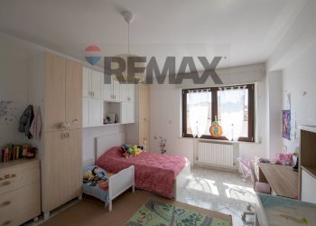Camera / camera da letto - Apartment via dei pini
 
34, Montemarciano - photo 43