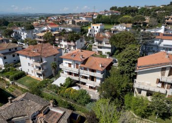 Edificio all\'aperto - Casa semi indipendente Montemarciano - foto 94