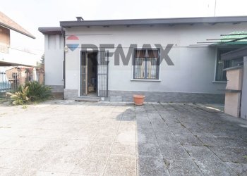 Terrazza - Villa Via Sicilia
 
12, Desio - photo 7