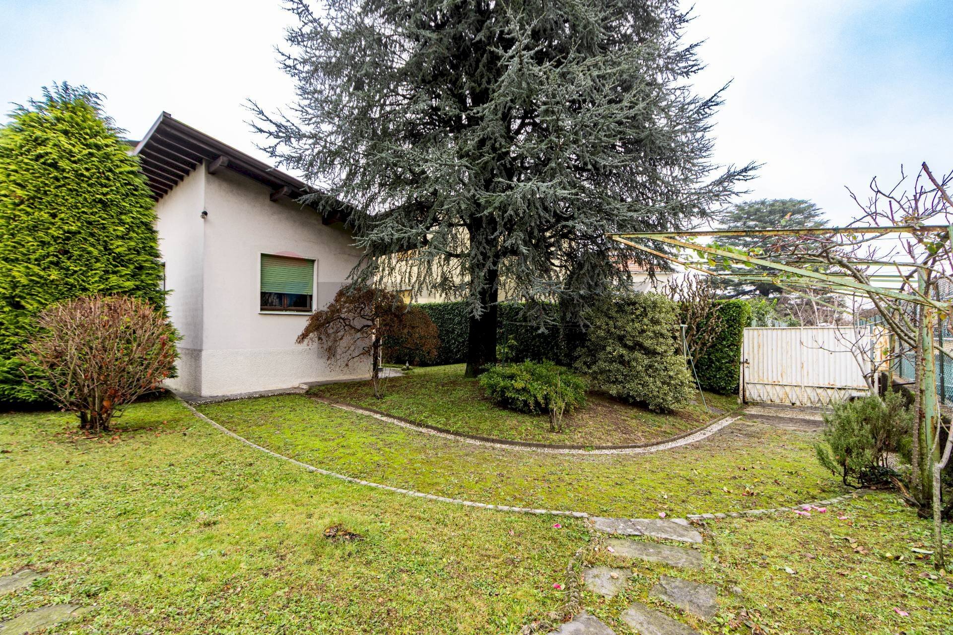 Giardino - Villa bixio
 
1, Casatenovo - foto 3