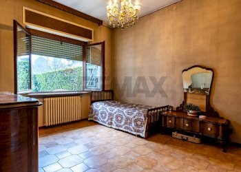 Camera / camera da letto - Villa bixio
 
1, Casatenovo - foto 29