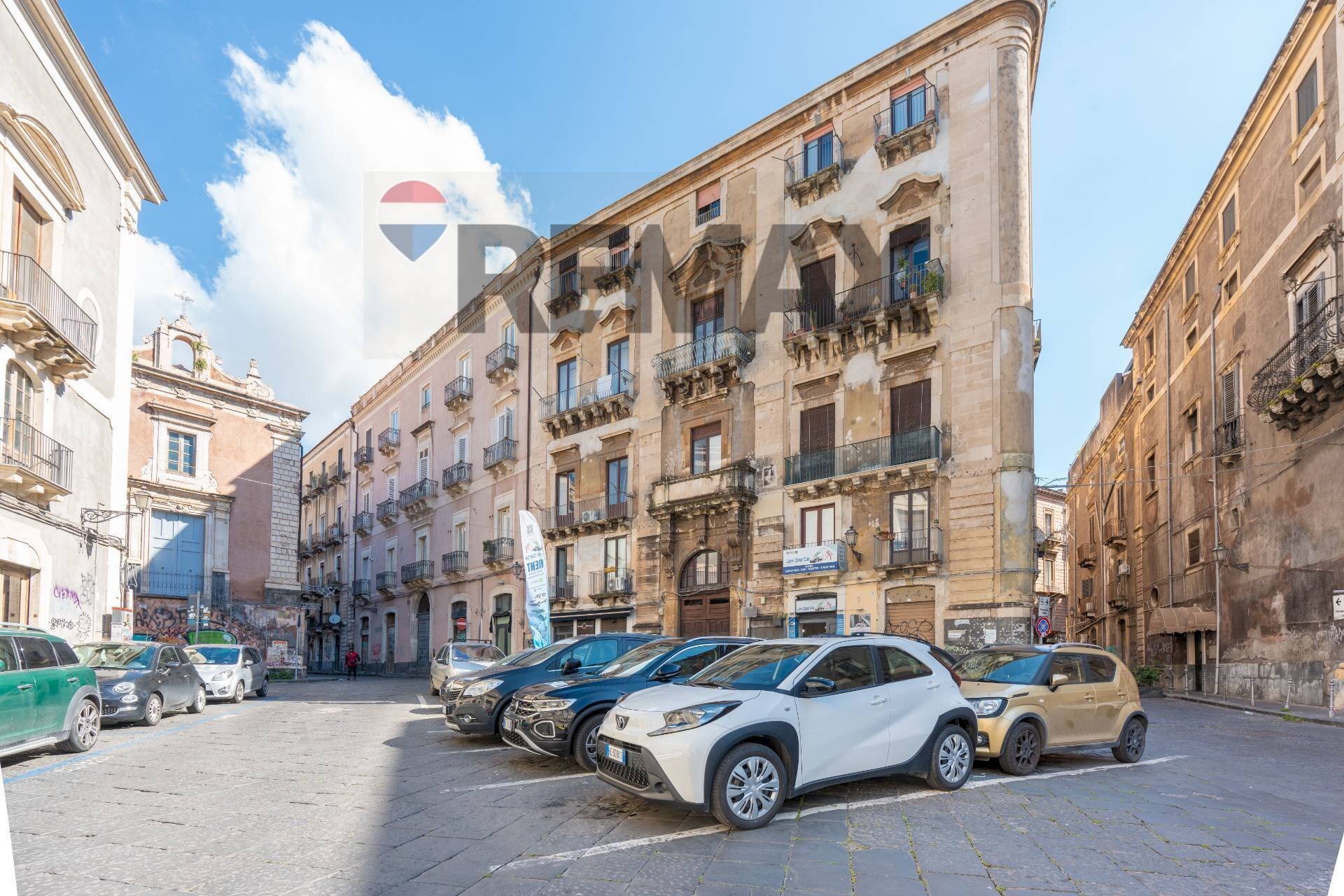 Edificio all\'aperto - Apartment Piazza Manganelli
 
13, Catania - photo 1