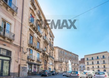 Edificio all\'aperto - Apartment Piazza Manganelli
 
13, Catania - photo 2