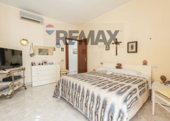 Camera / camera da letto - Apartment Piazza Manganelli
 
13, Catania - photo 15