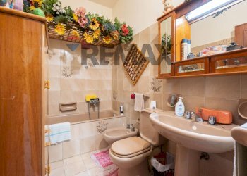 Bagno - Apartment Piazza Manganelli
 
13, Catania - photo 21
