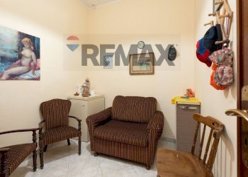 Soggiorno - Apartment Piazza Manganelli
 
13, Catania - photo 23