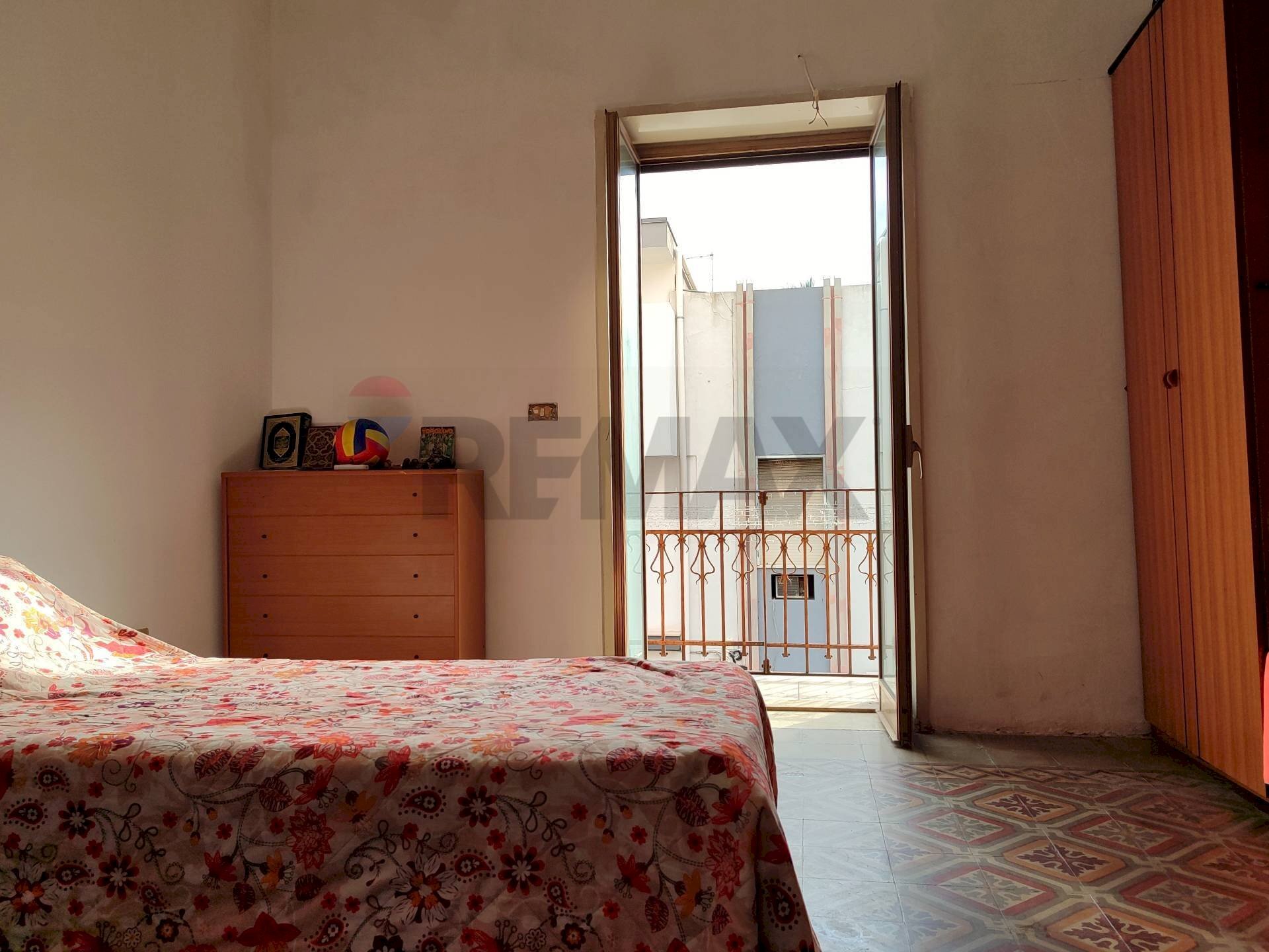 Camera / camera da letto - Trilocale Via Regina Margherita
 
57, Santa Teresa di Riva - foto 1