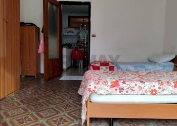 Camera / camera da letto - Trilocale Via Regina Margherita
 
57, Santa Teresa di Riva - foto 8