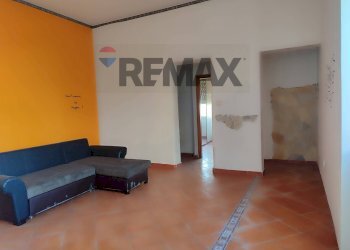 Soggiorno - Four-room apartment Vicolo Flavio Gioia
 
33, Catania - photo 7