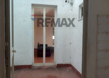 Terrazza - Four-room apartment Vicolo Flavio Gioia
 
33, Catania - photo 9