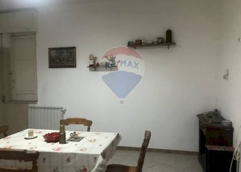 Sala da pranzo - Villa via Mattia Preti
 
15, Pedara - photo 60