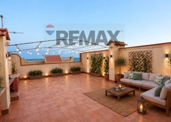 Terrazza - Three-room apartment VIA SIENA
 
13, Sant'Alessio Siculo - photo 1