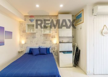 Camera / camera da letto - One-room apartment Via Recanati
 
9, Giardini-Naxos - photo 9