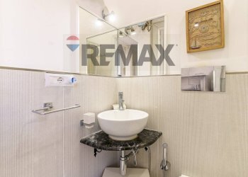 Bagno - One-room apartment Via Recanati
 
9, Giardini-Naxos - photo 12