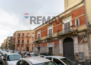Edificio all\'aperto - Three-room apartment Via Vincenzo Giuffrida
 
92, Catania - photo 28
