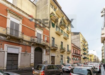 Edificio all\'aperto - Three-room apartment Via Vincenzo Giuffrida
 
92, Catania - photo 29