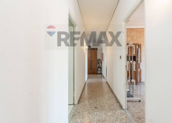 Hall / corridoio - Apartment Via Garibaldi
 
259, Catania - photo 14