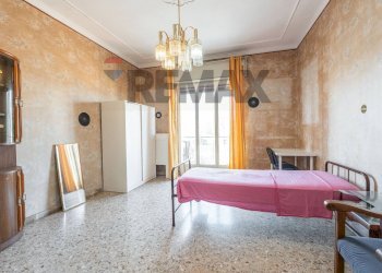 Camera / camera da letto - Apartment Via Garibaldi
 
259, Catania - photo 16