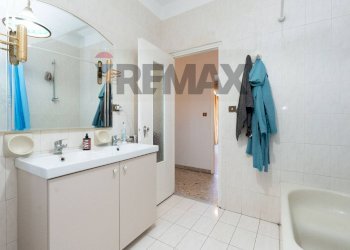 Bagno - Apartment Via Garibaldi
 
259, Catania - photo 17