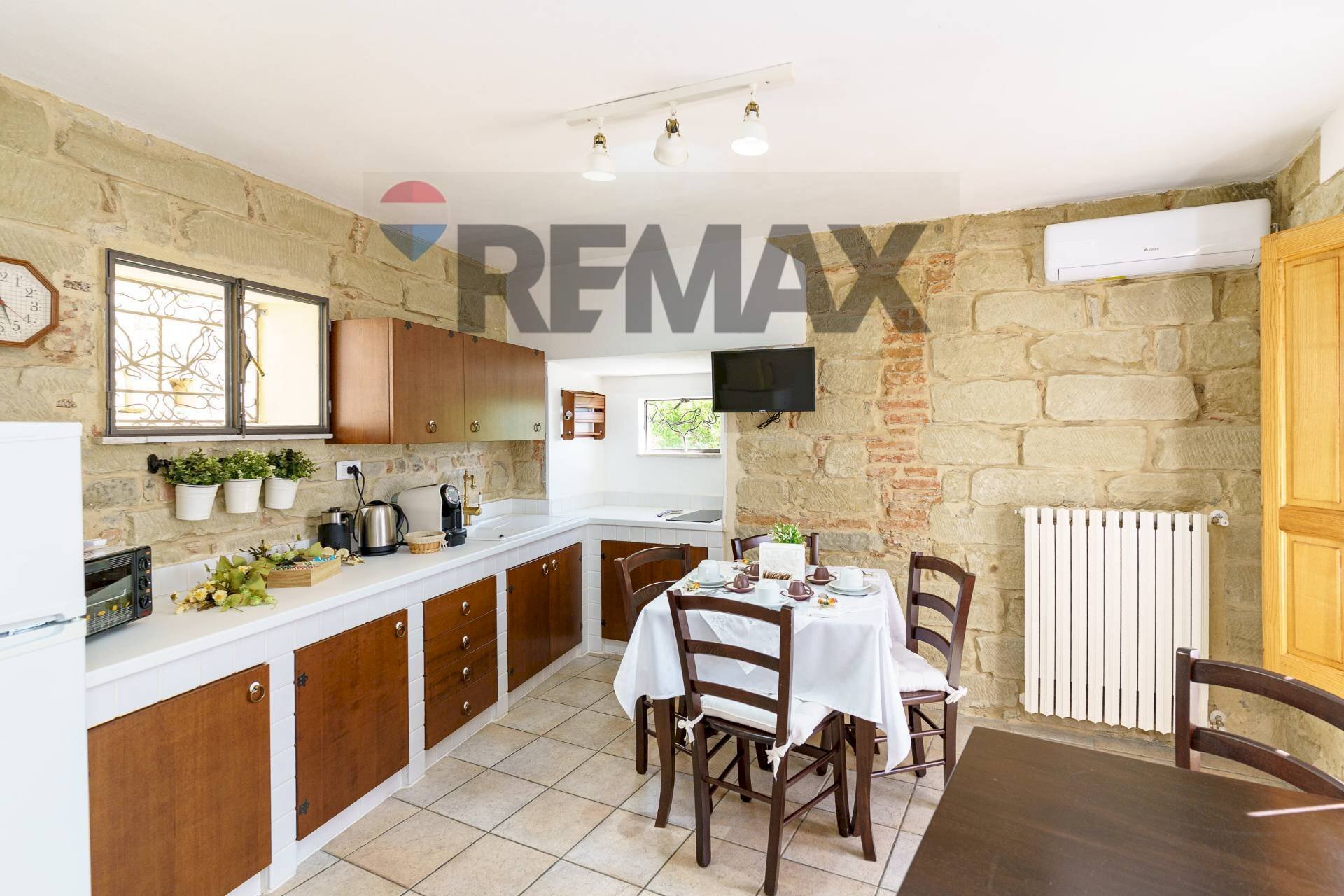 Cucina - Independent house Via Idria
 
16, Troina - photo 1