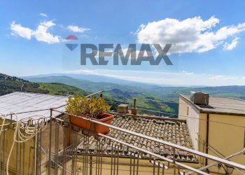Balcone - Casa indipendente Via Idria
 
16, Troina - foto 7