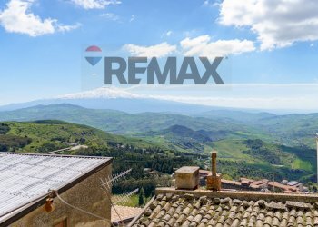 Vista delle montagne - Casa indipendente Via Idria
 
16, Troina - foto 8