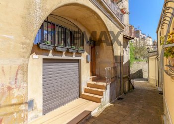 Edificio all\'aperto - Casa indipendente Via Idria
 
16, Troina - foto 43