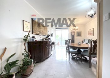 Sala da pranzo - Trilocale Via Capuana
 
56, Rho - foto 3