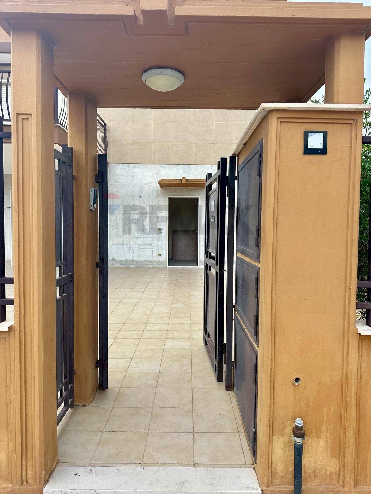 Hall / corridoio - Casa indipendente via Germania
 
3, Manfredonia - foto 3