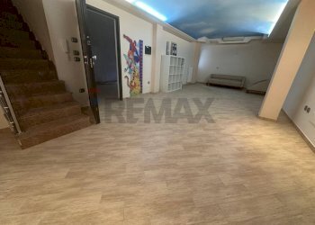 Stanza vuota - Casa indipendente via Germania
 
3, Manfredonia - foto 14