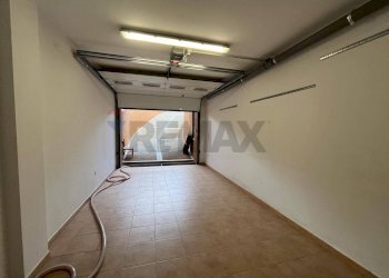 Parcheggio - Casa indipendente via Germania
 
3, Manfredonia - foto 15