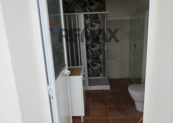 Bagno - Villa Contrada Siracusano Bellavista
 
s.n.c., Augusta - photo 8
