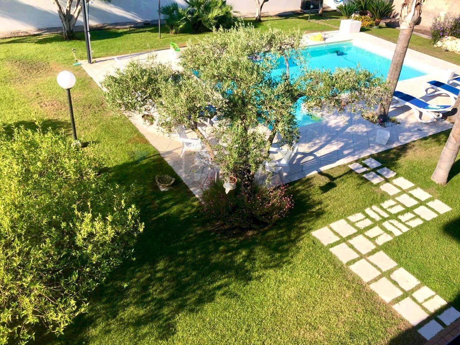 Piscina - Villa contrada cozzo telegrafo
 
snc, Augusta - foto 1