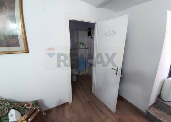 Hall / corridoio - Semi-detached house Altare - photo 28
