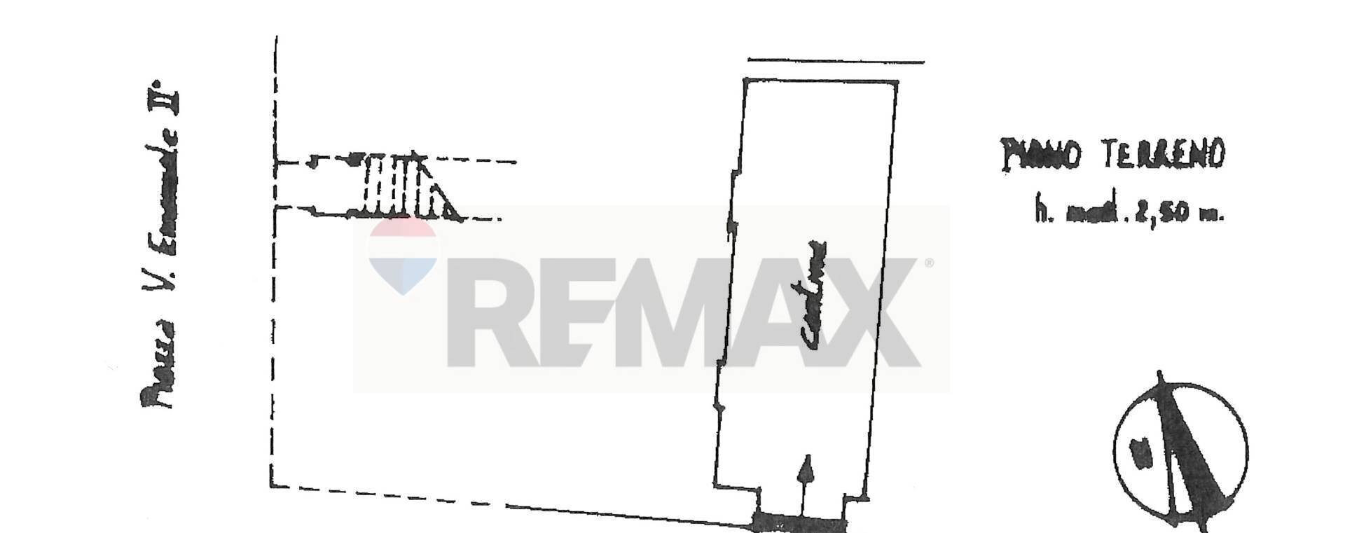 Pianta 2D - Semi-detached house Piazza Vittorio Emanuele II
 
9, Priero - floor plans 1