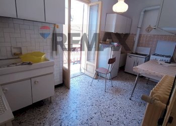 Cucina - Semi-detached house Piazza Vittorio Emanuele II
 
9, Priero - photo 53