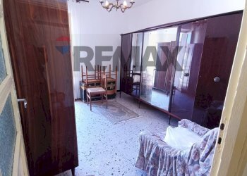 Hall / corridoio - Semi-detached house Piazza Vittorio Emanuele II
 
9, Priero - photo 63