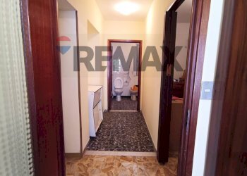 Hall / corridoio - Semi-detached house Piazza Vittorio Emanuele II
 
9, Priero - photo 68