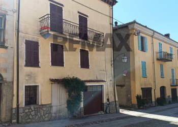 Edificio all\'aperto - Semi-detached house Piazza Vittorio Emanuele II
 
9, Priero - photo 72
