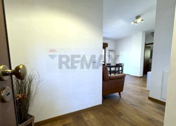 Hall / corridoio - Three-room apartment via Guido Gozzano
 
1, L'Aquila - photo 2