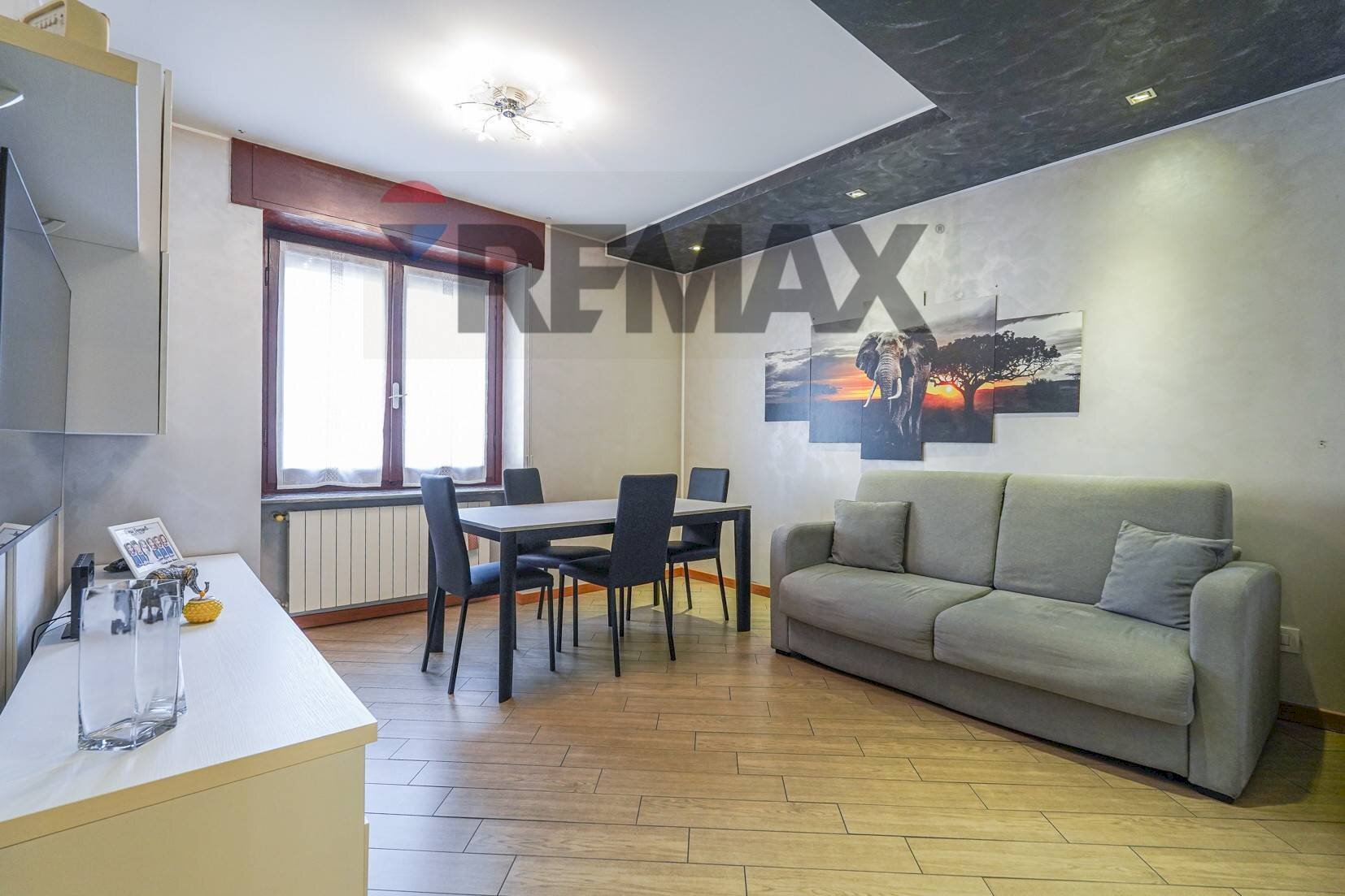 Sala da pranzo - Two-room apartment via Papa Giovanni XXIII
 
55, Madone - photo 1