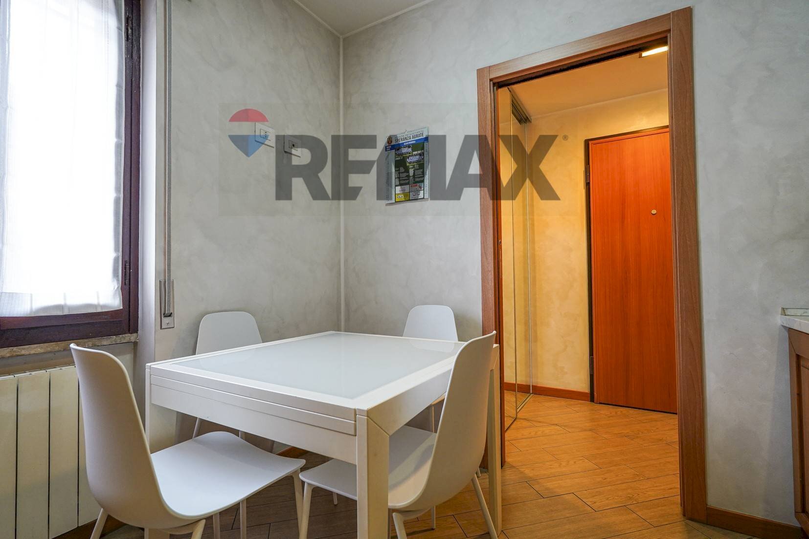 Sala da pranzo - Two-room apartment via Papa Giovanni XXIII
 
55, Madone - photo 3